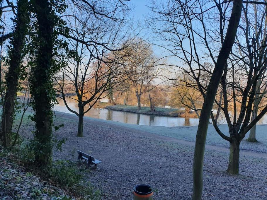 Maison Almati Pres De L'Ile Enchantee Fleury-sur-Orne Eksteriør bilde